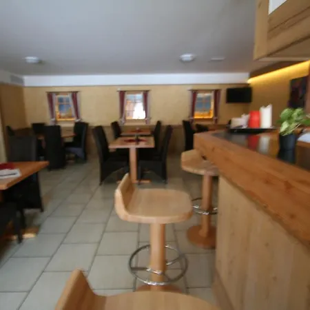 Residenz Edelweiss Aparthotel 3*