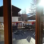 Residenz Edelweiss 아파트호텔 3*